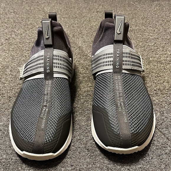 !SOLD! Men’s Grey Nike Metcon Sport Training Shoe - Picture 3 of 12